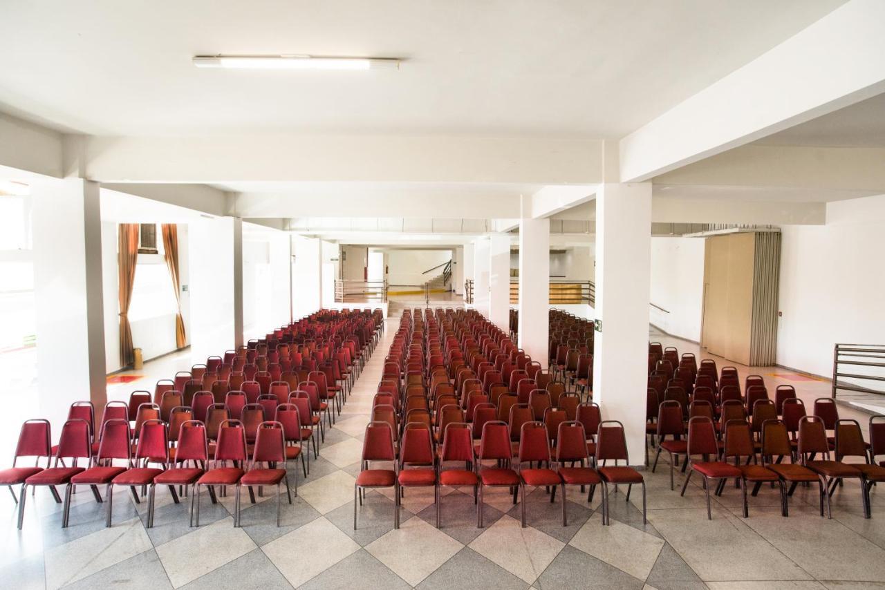 Podium Apart Hotel Varginha  Buitenkant foto